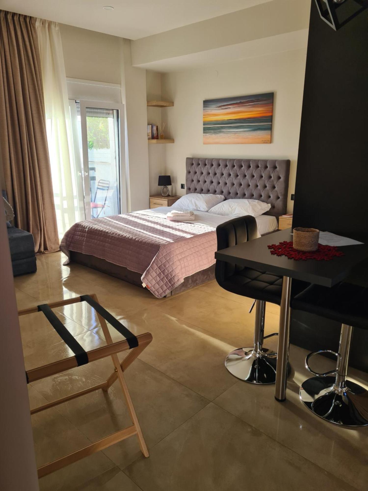 Fay'S Luxury Loft Lejlighed Volos Eksteriør billede